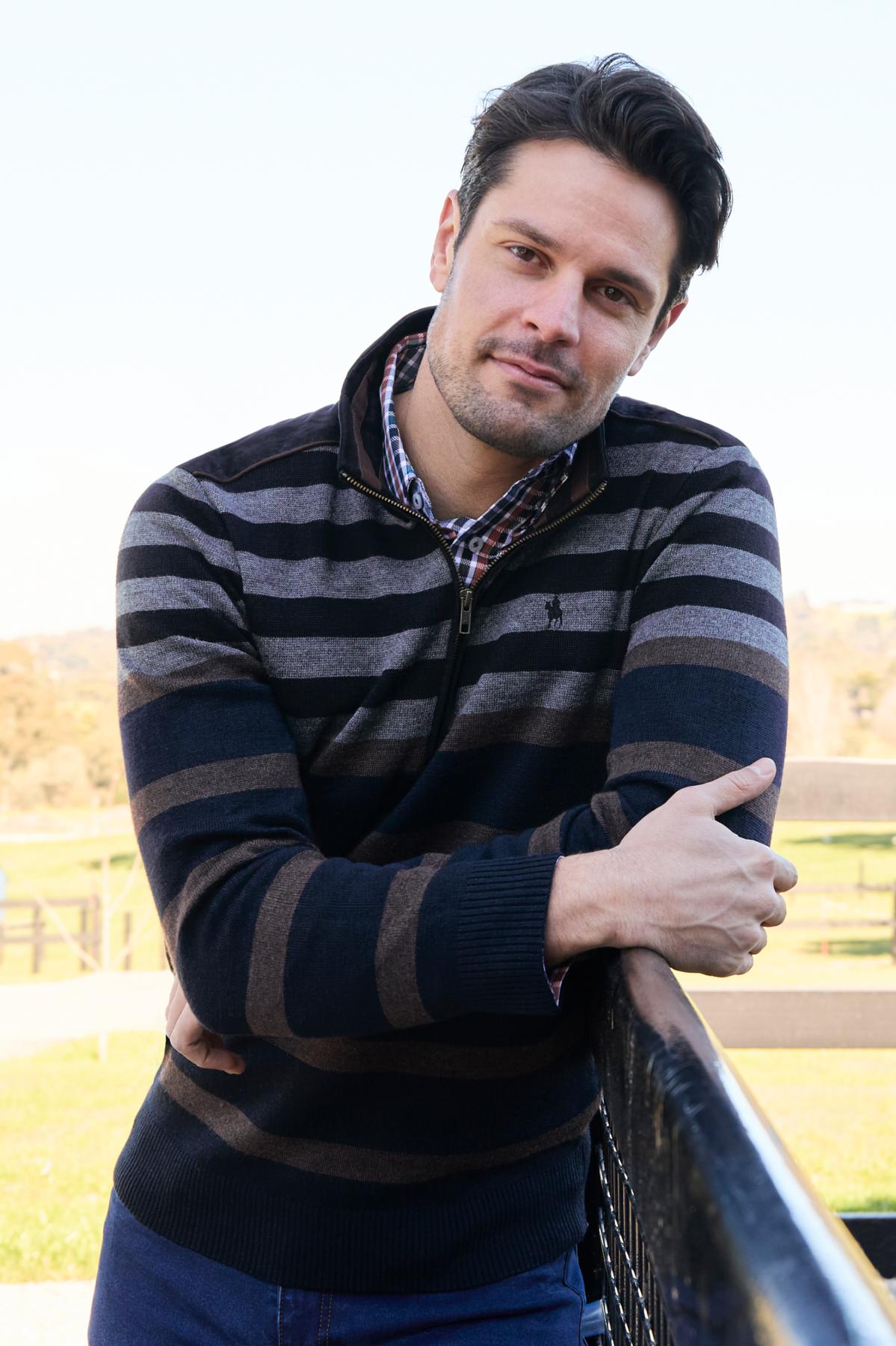 Thomas Cook Mens York 1/4 Zip Jumper