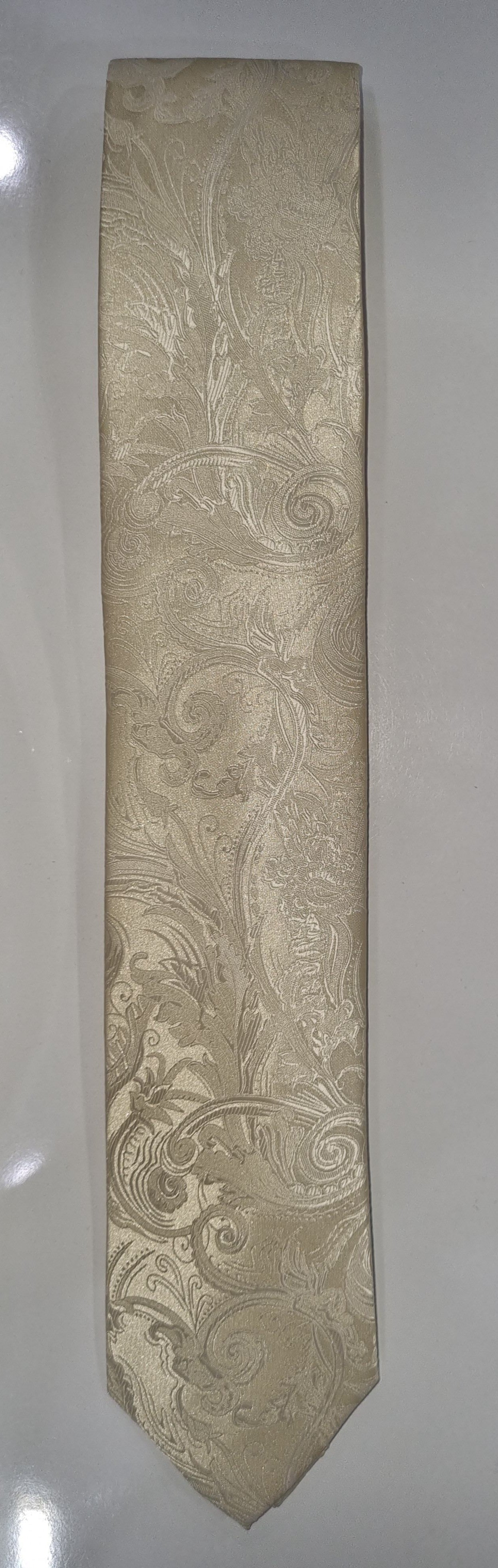 Paisley Pattern Ivory tie .