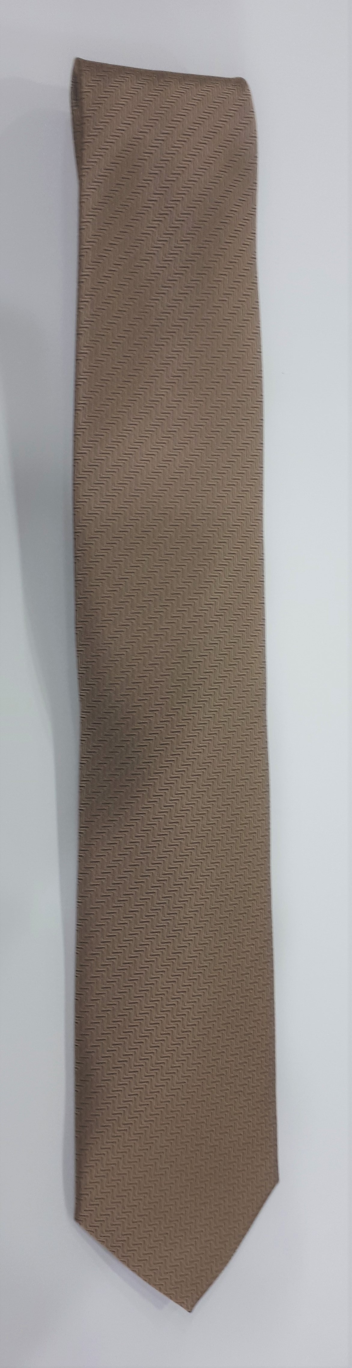 formalaties herring bone tie champagne