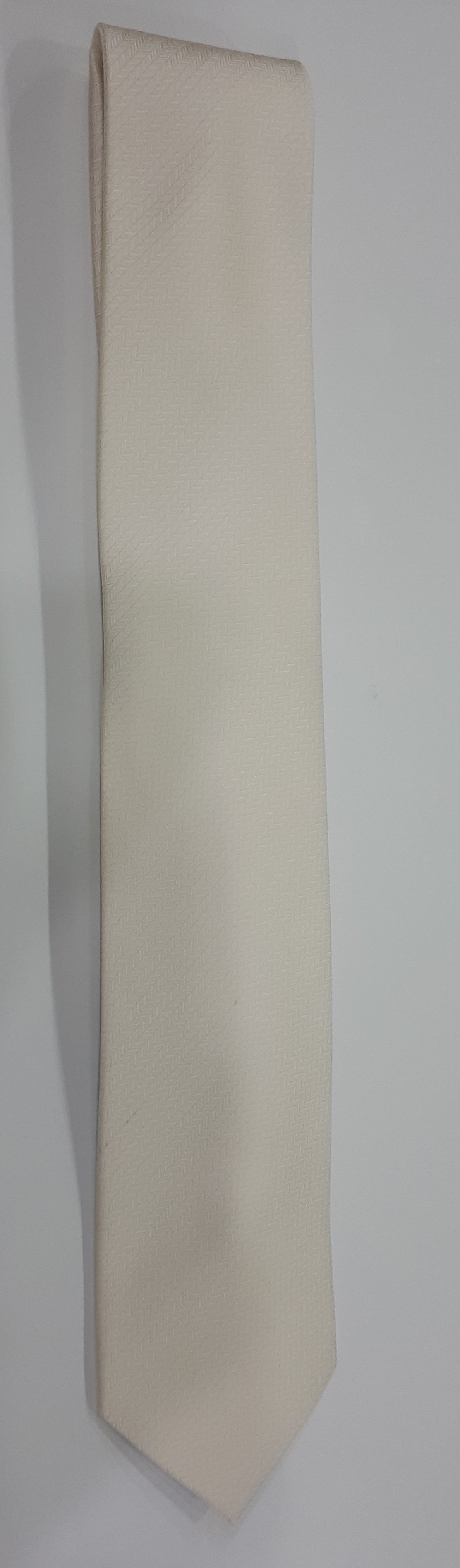 formalaties herring bone tie ivory