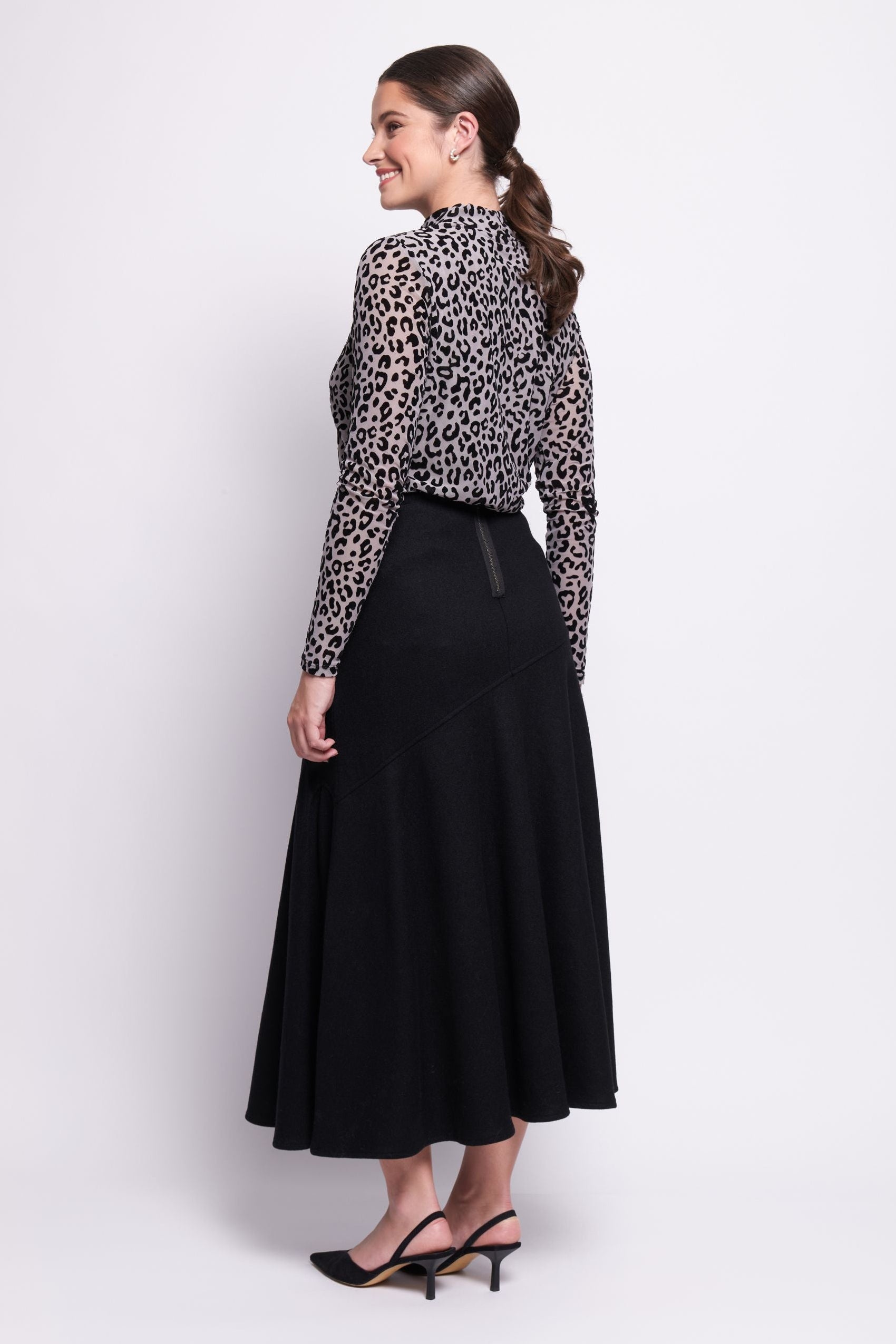 Foil International Velvet Top