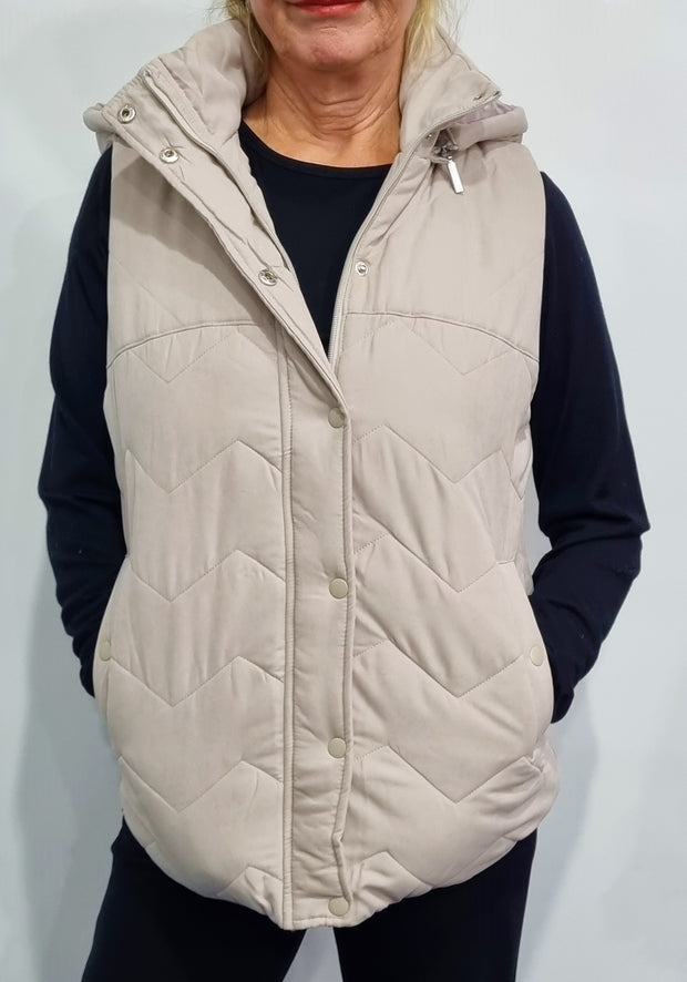 maglia quilted vest rose and sand