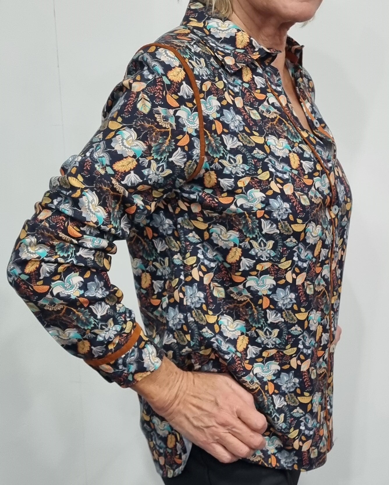 bariloche meseta print shirt